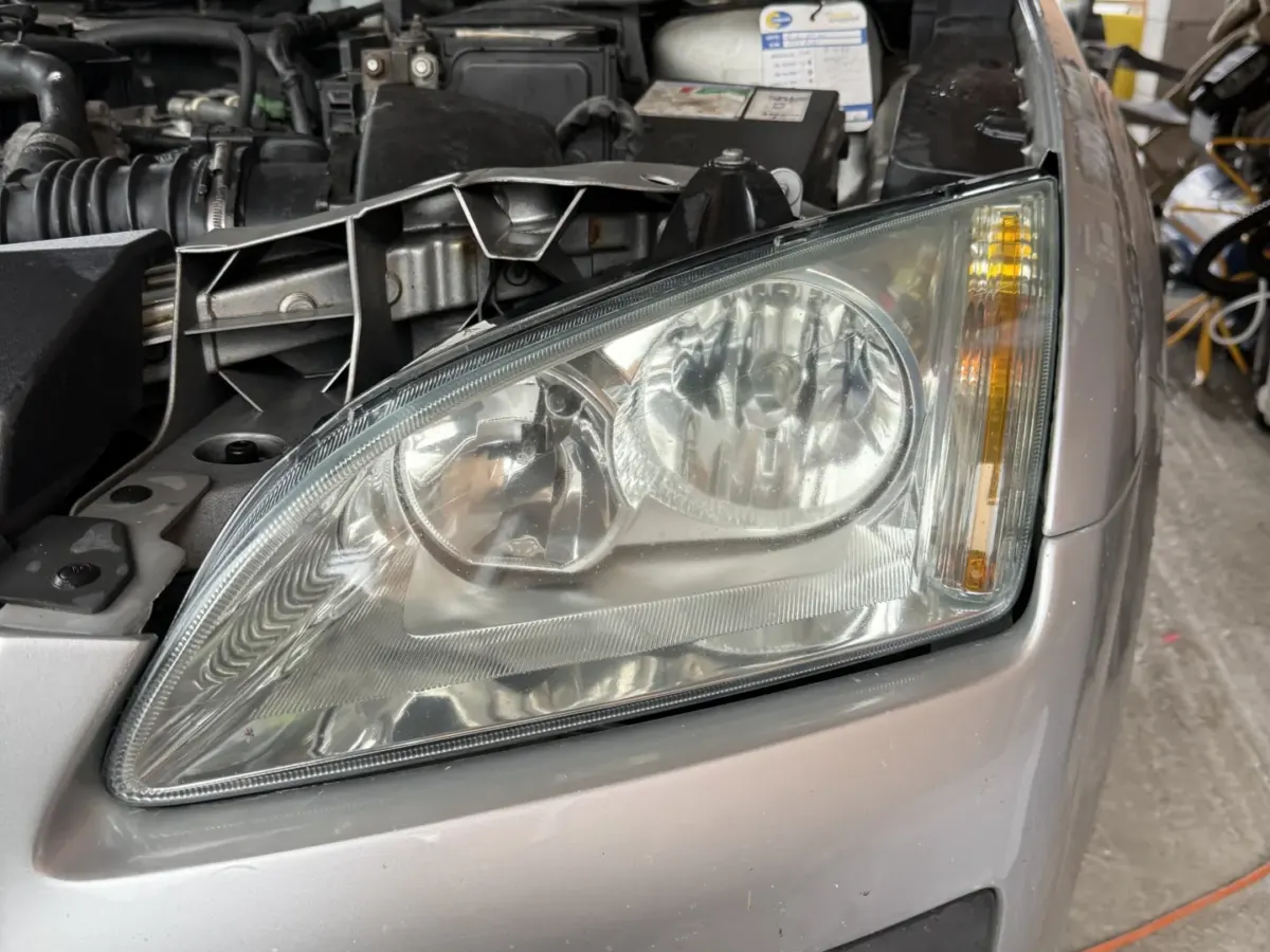 Ford Focus – Renovace světlometů · Třebíč a okolí (1)