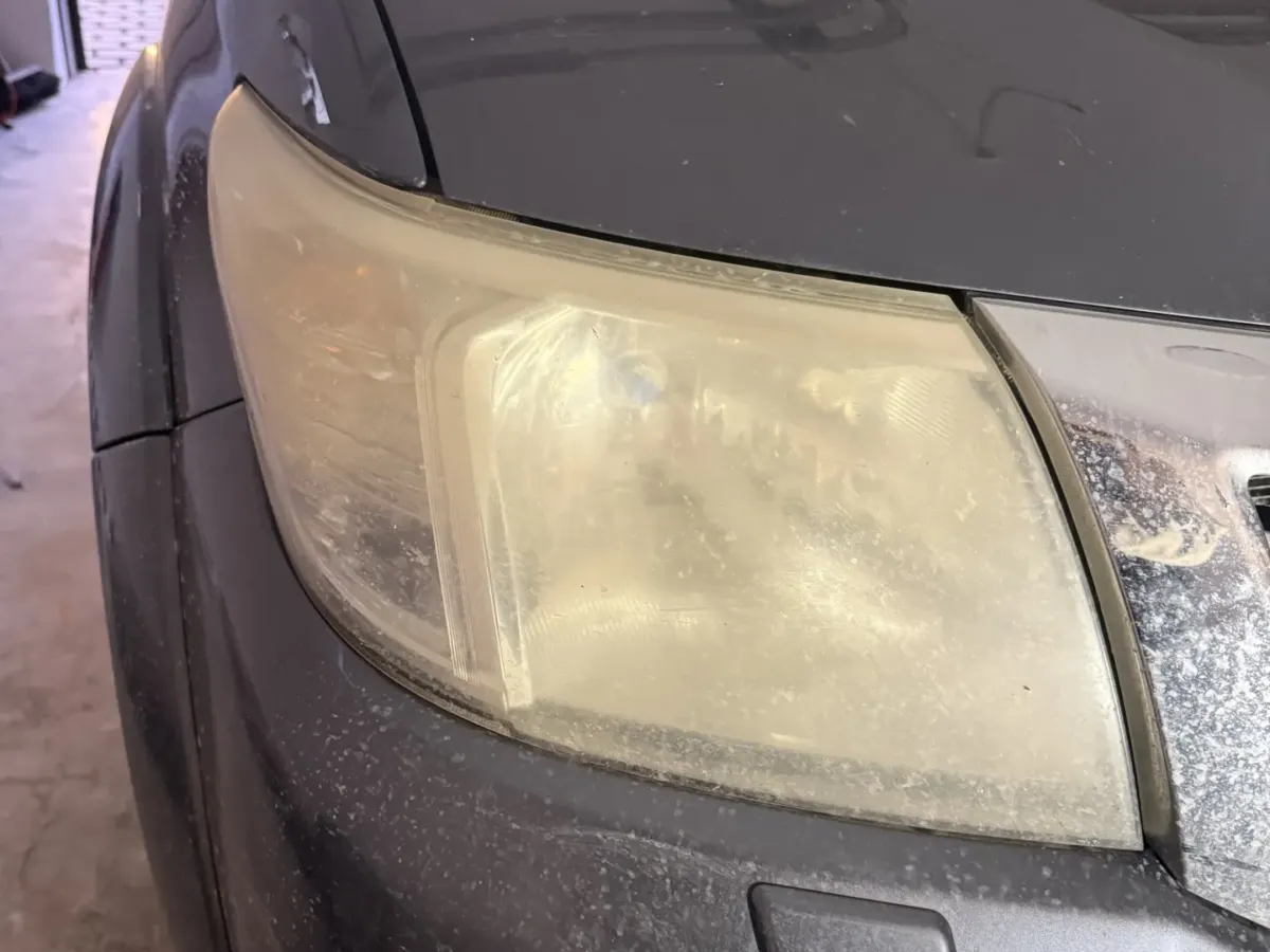 Toyota Hilux – Renovace světlometů · Třebíč,Zárubice,Vysočina (2)